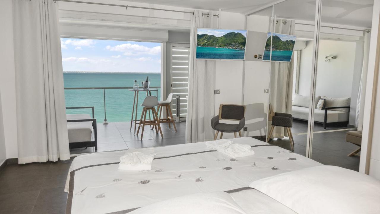 Residence Bleu Marine - Honeymoon Apartments Grand Case Bagian luar foto